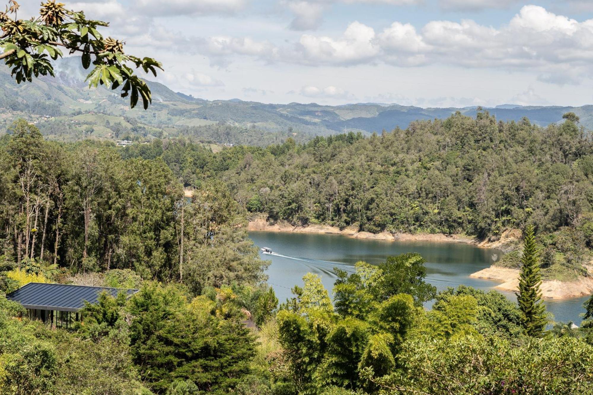 Levit Glamping - Hotel Guatape Penol (Adults Only) Exterior photo